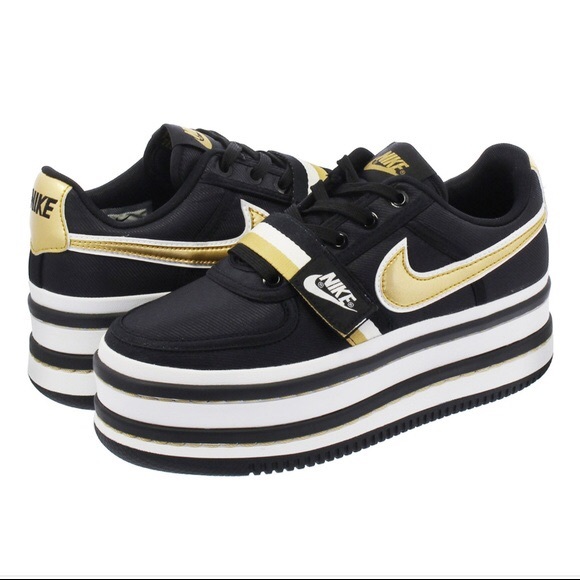 Nike Shoes - Nike Women 2K Vandal Platform Sneaker